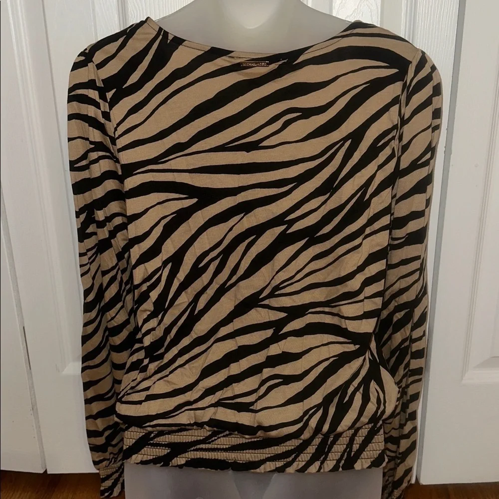 Michael Kors MK Women's Animal-Print Zebra Smocked Top Blouse Shirt Small S NWT